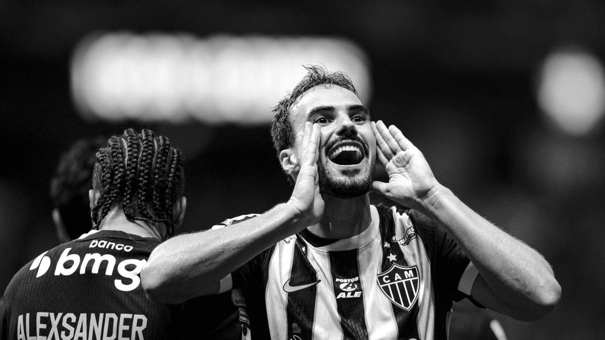 Flamengo e Atlético-MG se enfrentam no Maracanã com transmissão ao vivo hoje